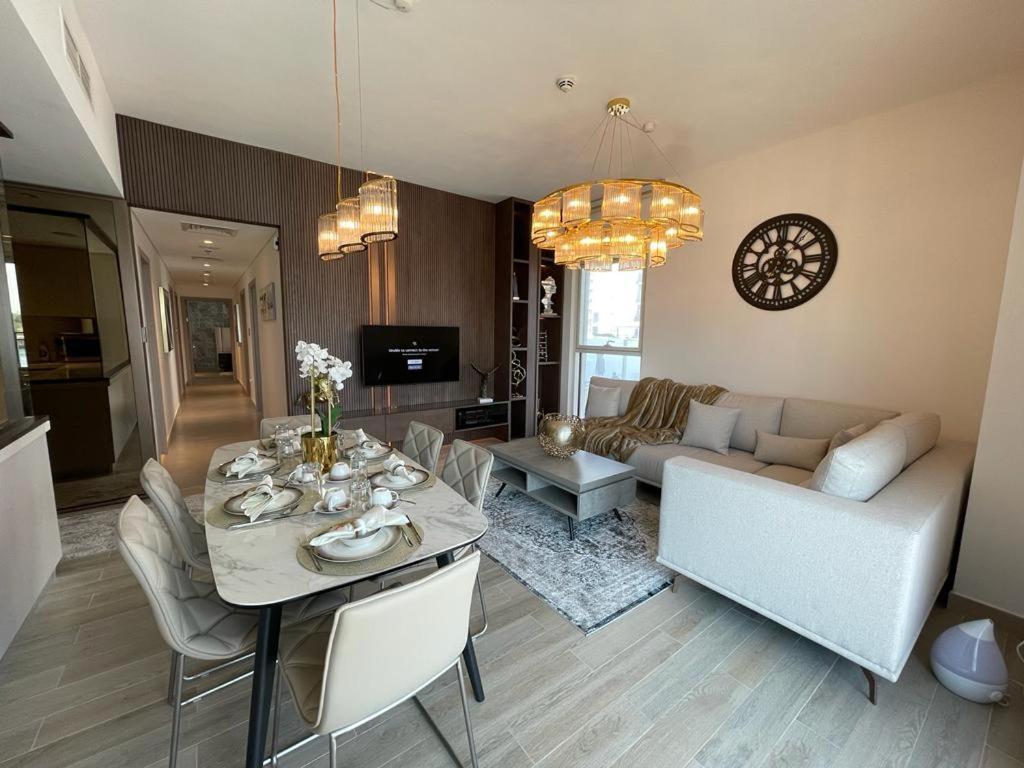Smart Living Apartment Abu Dhabi Exteriör bild