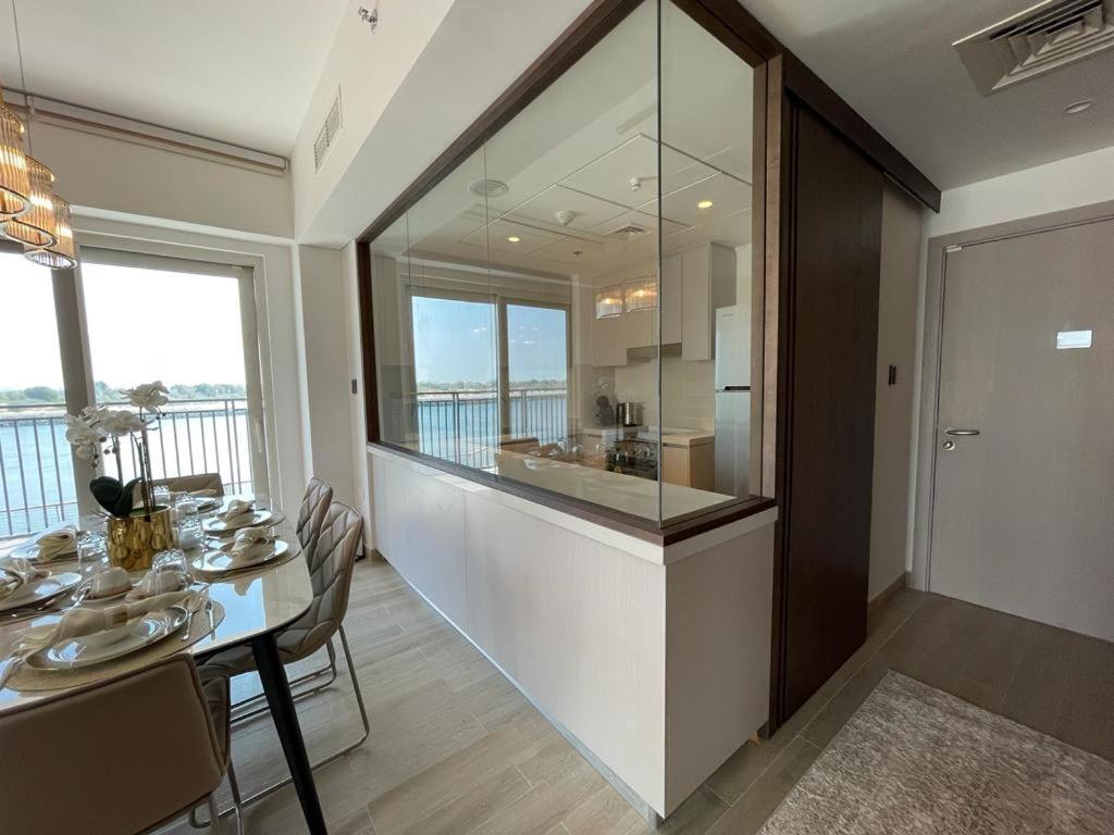 Smart Living Apartment Abu Dhabi Exteriör bild
