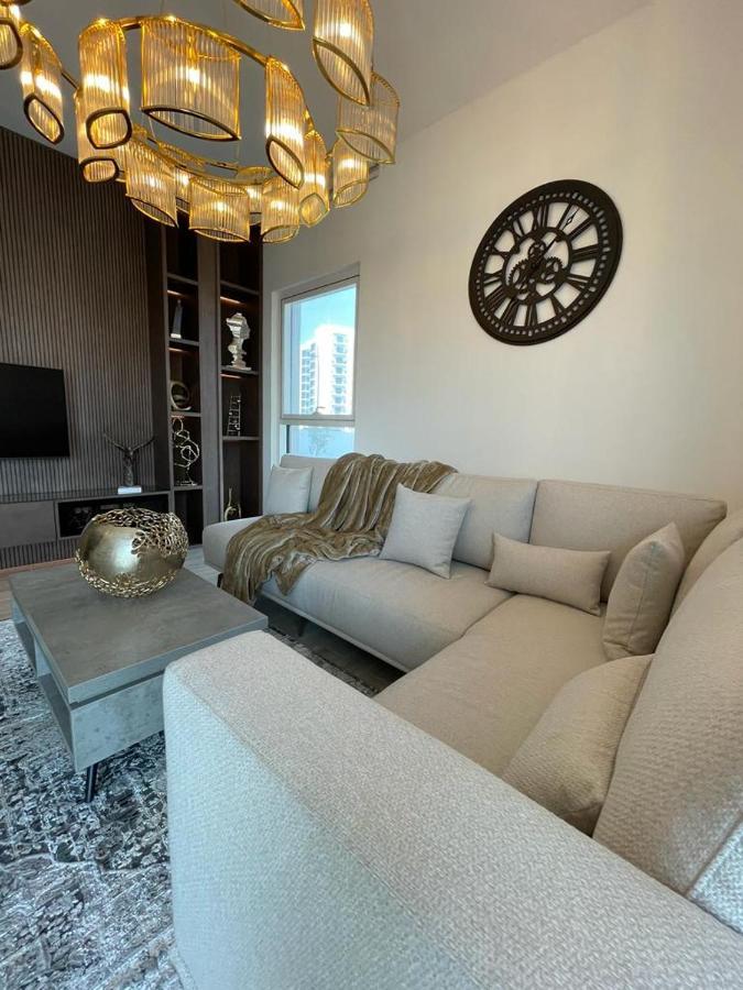 Smart Living Apartment Abu Dhabi Exteriör bild
