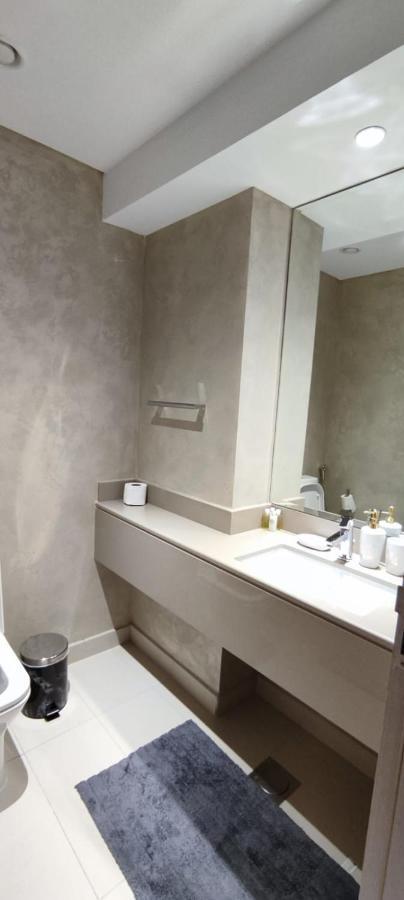 Smart Living Apartment Abu Dhabi Exteriör bild