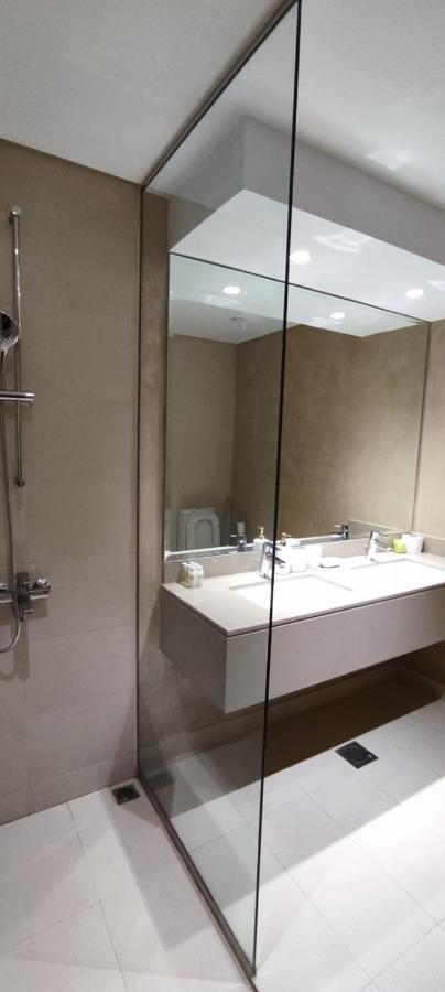 Smart Living Apartment Abu Dhabi Exteriör bild